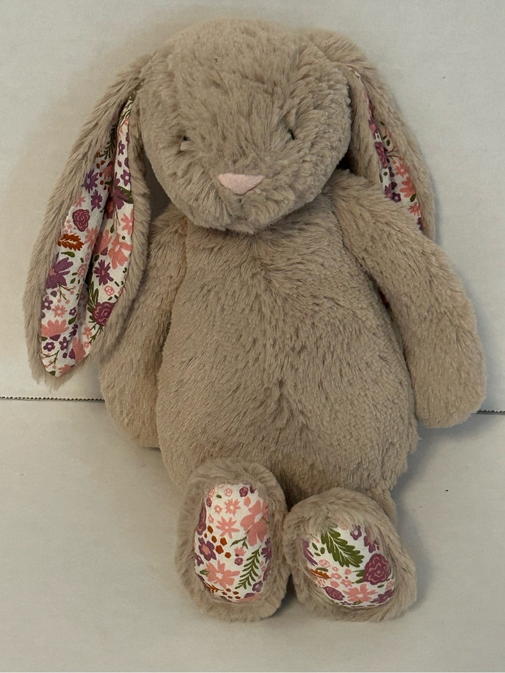 Jellycat Small Posy Beige
Blossom Bashful Bunny Rabbit
Plush